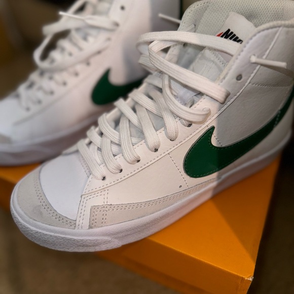 Nike BLAZERS mid’77 - Picture 2 of 6